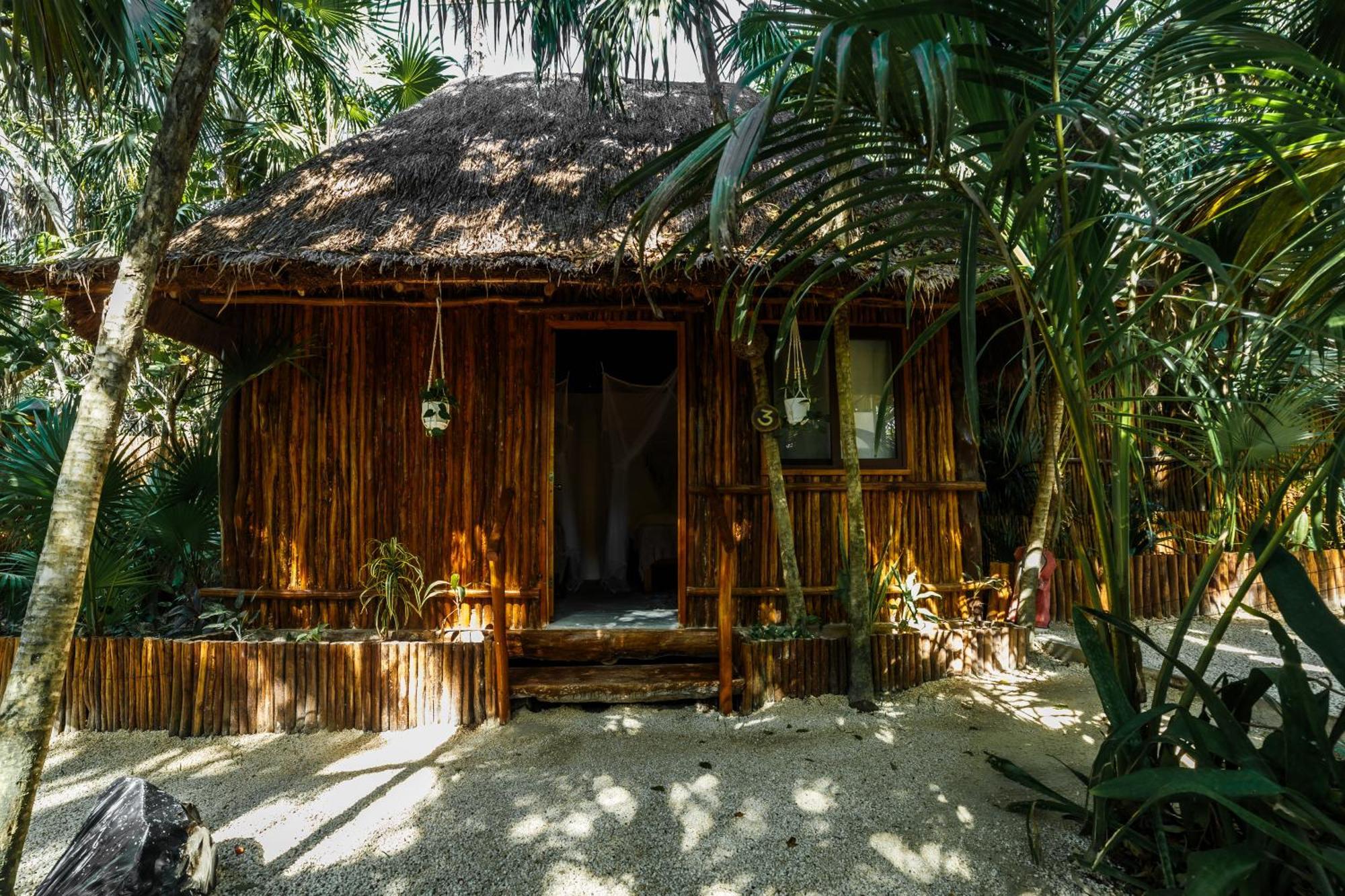 Hotel Eco Banitas Tulum